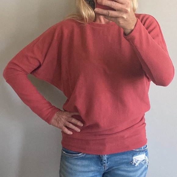 Coral Long  Dolman Sleeve Top - Picture 2 of 8